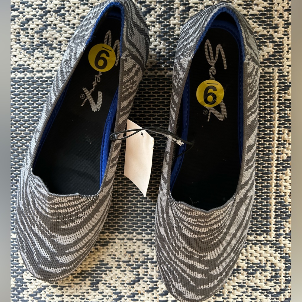 Seven Amber Loafer Slip on Zebra print in Size 9